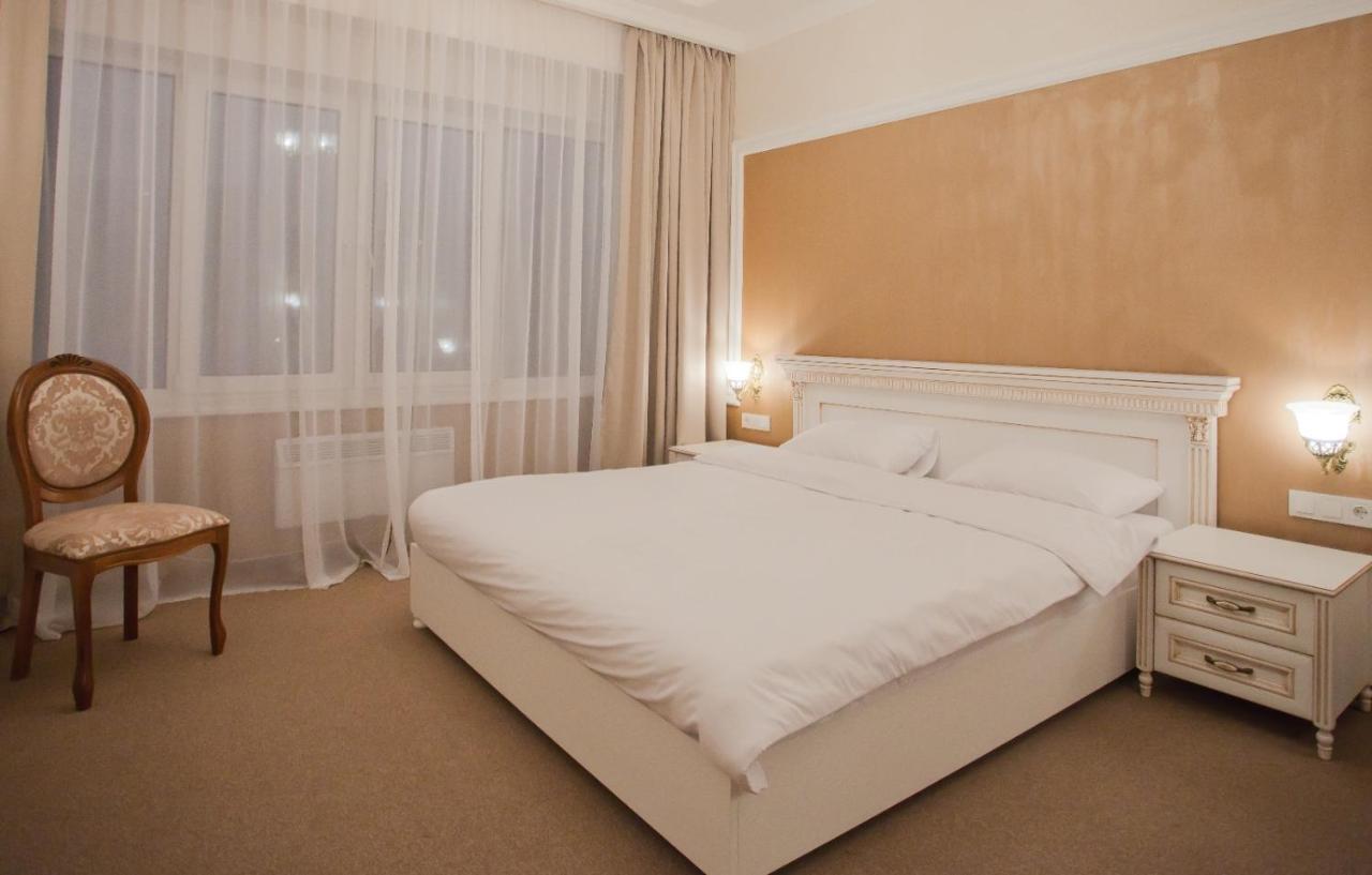 Orly Park-Hotel Kiev Exterior foto